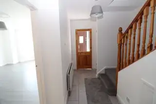 41 Mayfield RoadImage 2