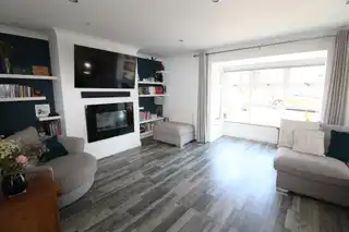 33 Fernridge DriveImage 3