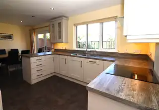 53 Willow LodgeImage 3