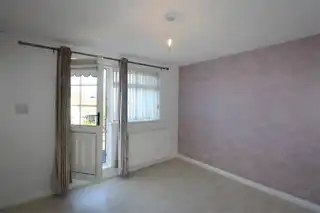 1 HedinghamImage 19