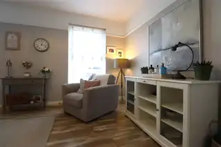 28 Linen FieldsImage 4
