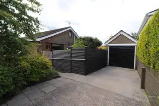 25 Monaville CloseImage 17