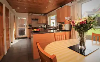 21 Cloverdale RoadImage 5