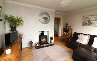 21 Cloverdale RoadImage 2