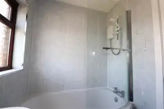 38 Kensington ParkImage 13