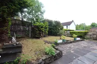 10 Molyneux WalkImage 14