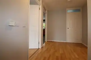 10 Molyneux WalkImage 3
