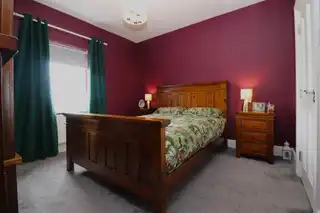 16 Fairfields ManorImage 13
