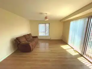 Apt 7 114 Templemore AvenueImage 3