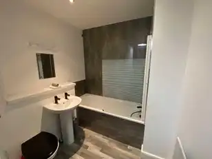309 College Court CentralImage 10