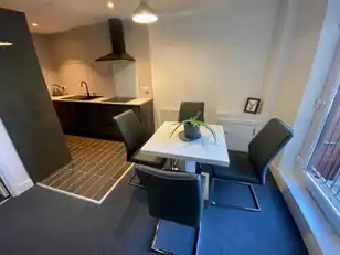 309 College Court CentralImage 6