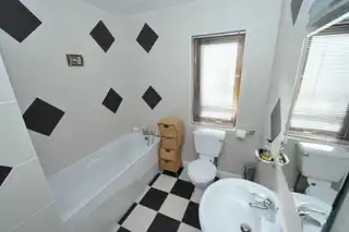 28 Bates ParkImage 6