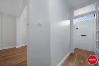 9 Maybrook Terrace,Image 2