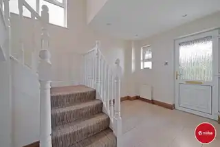 28 Thornhill ParkImage 2