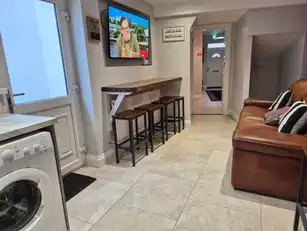 **Student Rental**Image 7
