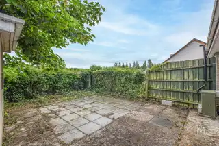 10 Brantwood GardensImage 27