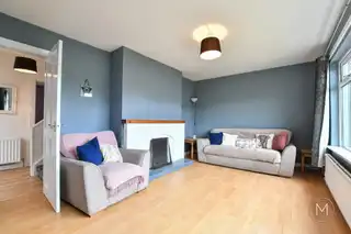 10 Brantwood GardensImage 7