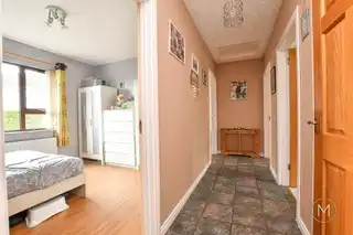 4 Parkhall CourtImage 27