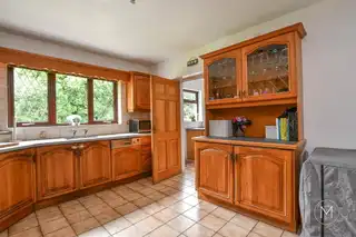 4 Parkhall CourtImage 15