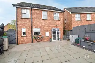 240 Bush ManorImage 40