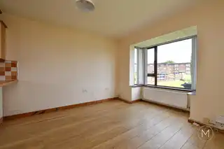 2 Barna SquareImage 11