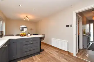 56 MeadowlandsImage 15