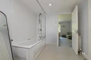 30 Castlewood ApartmentsImage 35
