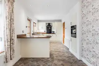 27 Brantwood GardensImage 14