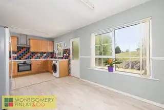 11 Fern ValleyImage 9