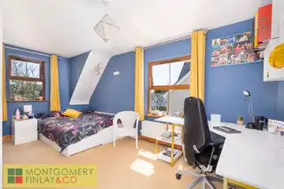 10 The CommonsImage 26