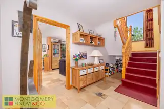 10 The CommonsImage 8