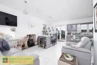 24 Cherrymount GreenImage 9