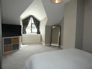 5 Forestside CourtImage 15