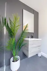 Room 4, 24 Windsor AvenueImage 24