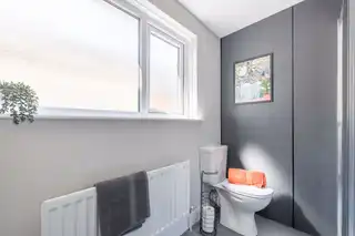 Room 4, 24 Windsor AvenueImage 22