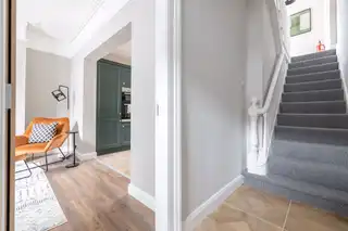 Room 4, 24 Windsor AvenueImage 7