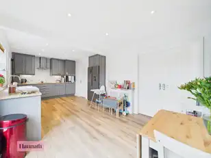 27 Cedar ParkImage 7