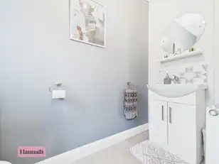11 Linen HallImage 13