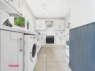 24 Woodside GreenImage 6