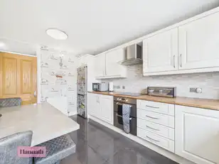 12 Abercorn ParkImage 12