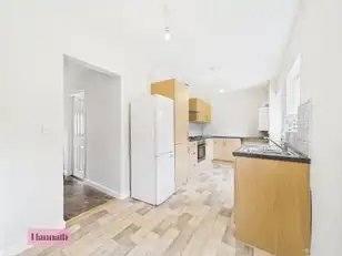 12 Deramore DriveImage 10