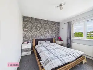 40 Fairfield EstateImage 7