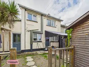 40 Fairfield EstateImage 15