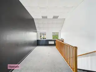 8A High StreetImage 7
