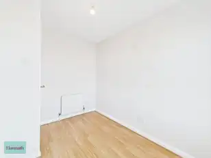 6 The CourtyardImage 12