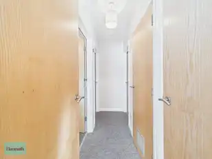 6 The CourtyardImage 8