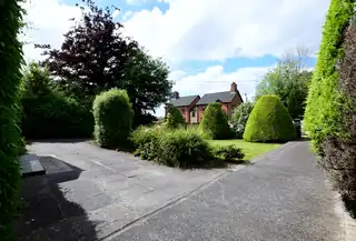 Antrim RoadImage 11