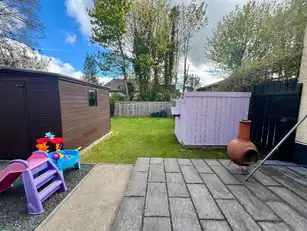 2 Broomhill AvenueImage 11