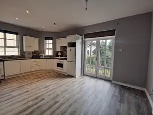 12 Glenhouse MewsImage 9