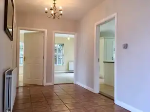 29 Waterfoot ParkImage 4